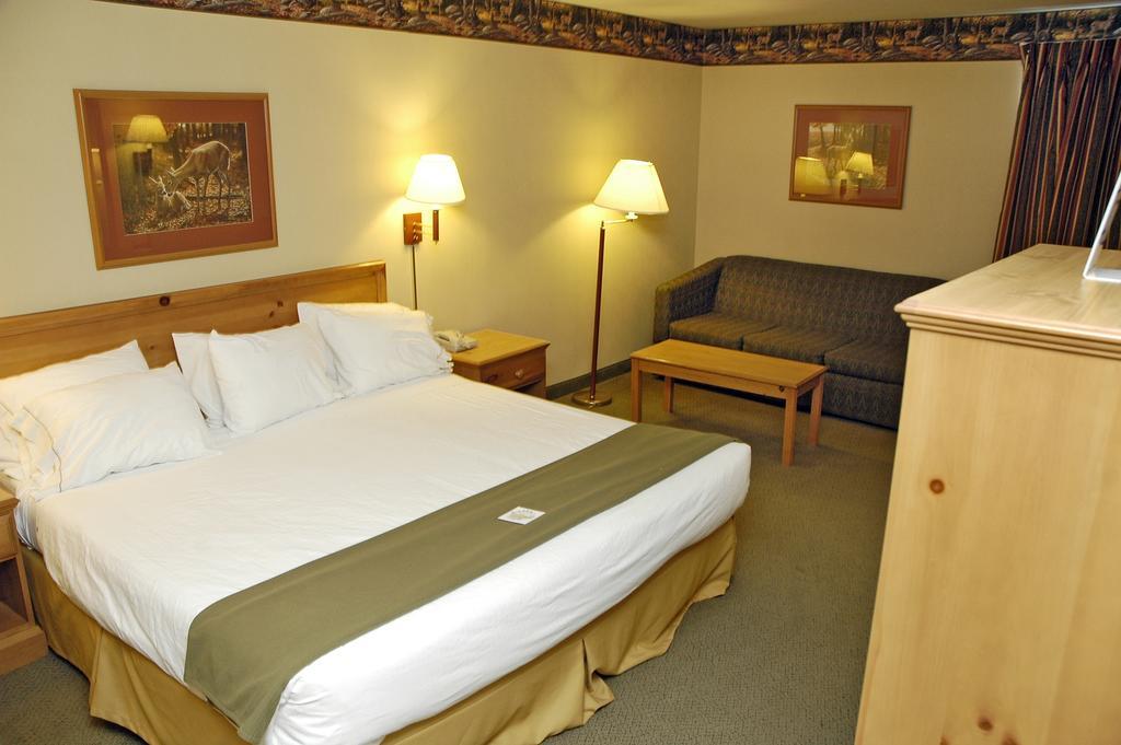 Pellston Lodge Pokój zdjęcie