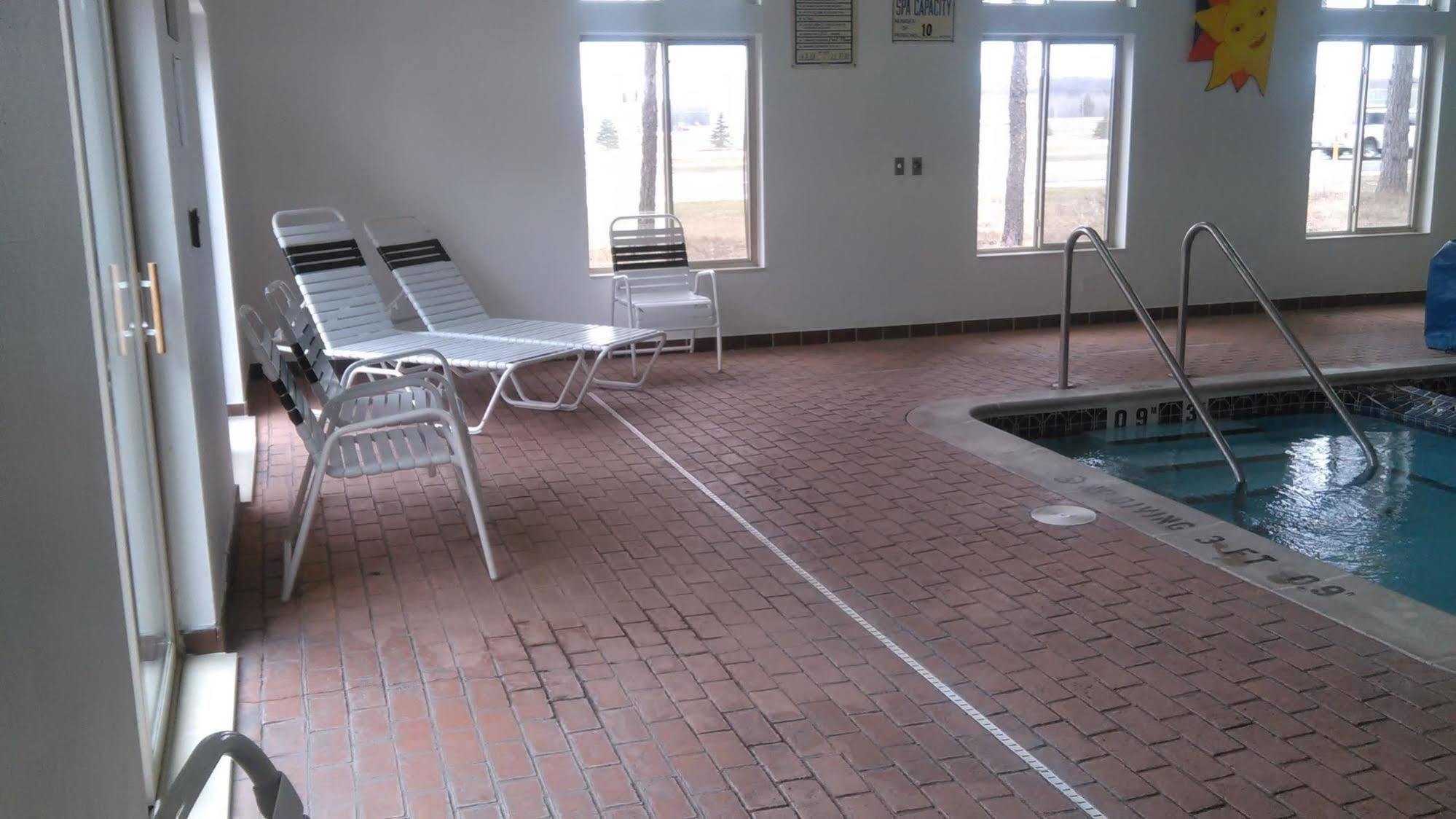 Pellston Lodge Zewnętrze zdjęcie